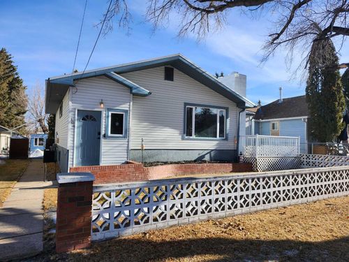 104 23 St Nw, Drumheller, AB, T0J0Y1 | Card Image