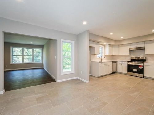 3 Winding Hills Dr, Wallkill, NY, 12589-4730 | Card Image