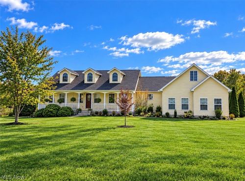 1960 Dietz Lane, Zanesville, OH, 43701 | Card Image
