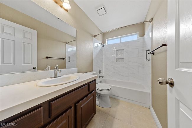 9409 Kayla Ct, House other with 4 bedrooms, 3 bathrooms and null parking in Las Vegas NV | Image 19
