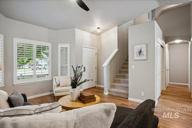10972 W Spring River St, House other with 3 bedrooms, 3 bathrooms and 2 parking in Boise ID | Image 7