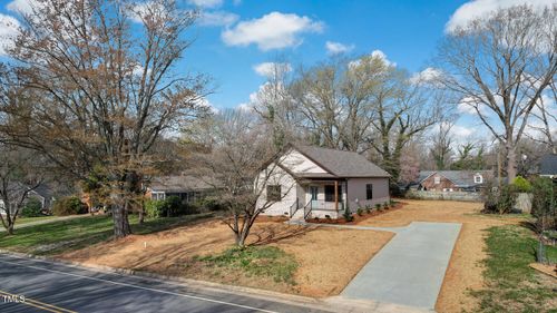1220 S Park Dr, Reidsville, NC, 27320-5516 | Card Image