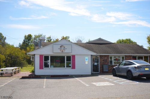 233 Main St, LEBANON, NJ, 08833-4225 | Card Image