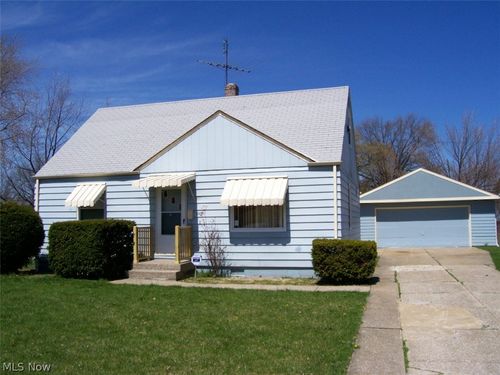 25701 Richards Ave, Euclid, OH, 44132-2243 | Card Image
