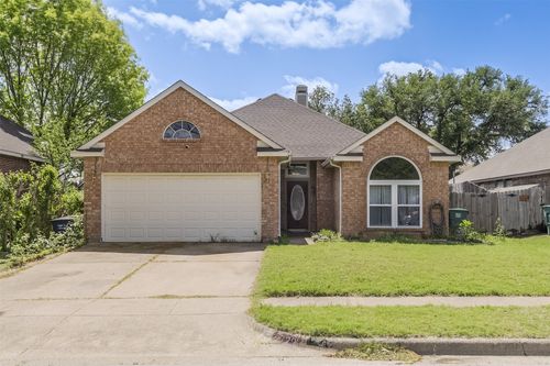 2729 Clovermeadow Dr, Fort Worth, TX, 76123-2107 | Card Image