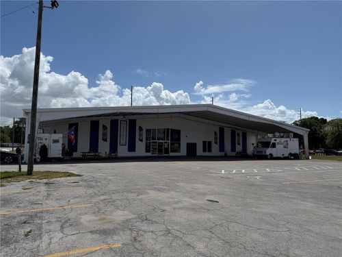 2001 S Bay St, EUSTIS, FL, 32726-6354 | Card Image