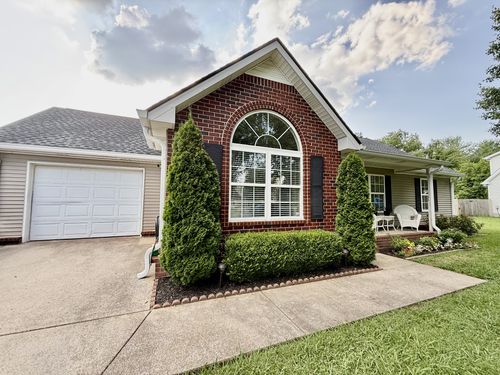 1252 Azure Way, Murfreesboro, TN, 37128-2827 | Card Image