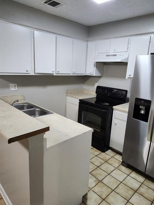 12502 Newbrook Dr, Houston, TX, 77072-3964 | Card Image