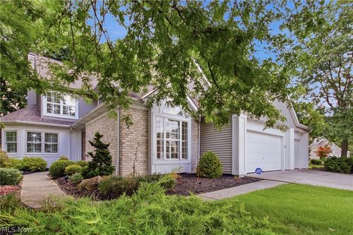 27-3743 Camden Court, Westlake, OH, 44145 | Card Image