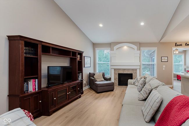 11074 Galley Way, House other with 4 bedrooms, 4 bathrooms and null parking in Fishers IN | Image 11