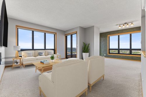 unit-2905-168 6th St E, Saint Paul, MN, 55101-1947 | Card Image