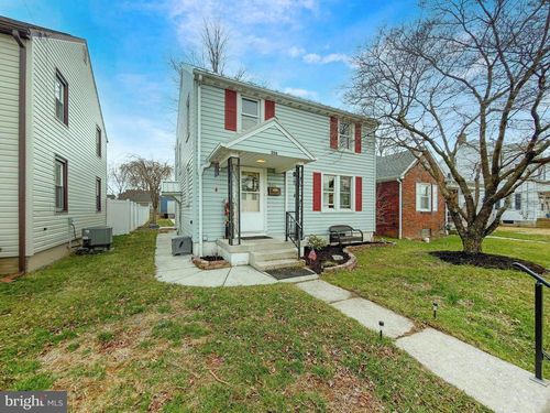 306 W Elm Ave, HANOVER, PA, 17331-5134 | Card Image