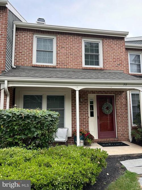 77 Abrams Ln, Chesterbrook, PA, 19087-5704 | Card Image