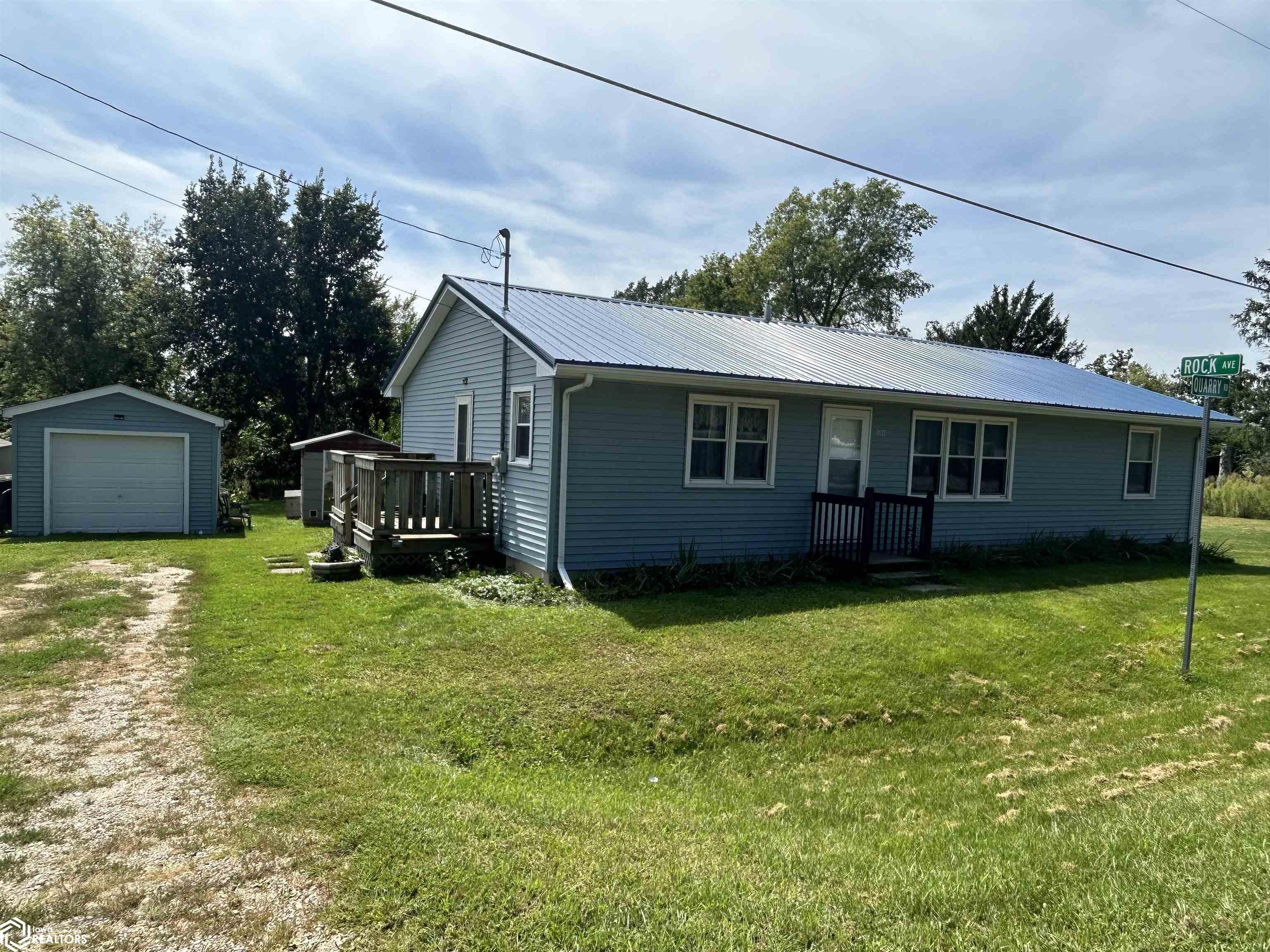 Quarry Rd, Marshalltown, IA 50158
