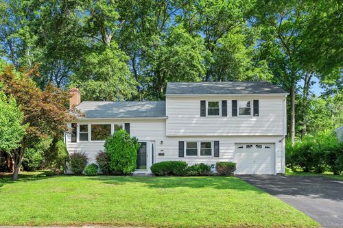 36 Fuller Dr, West Hartford, CT, 06117-1324 | Card Image