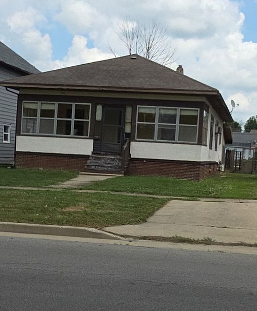 314 N Market St, Hoopeston, IL, 60942-1320 | Card Image