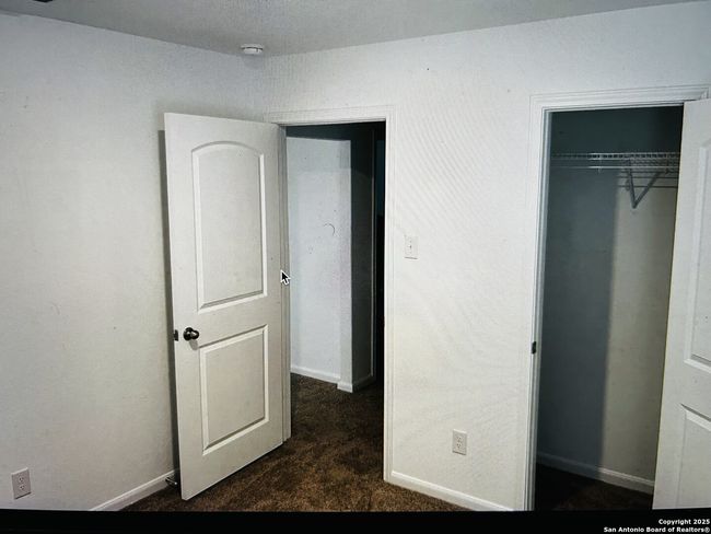 10930 Chatham Ct, House other with 3 bedrooms, 2 bathrooms and null parking in Converse TX | Image 11
