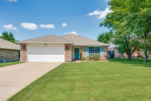 337 Cotton Dr, Mansfield, TX, 76063-4516 | Card Image