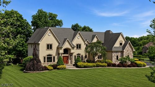 2 Michele Xing, Flemington, NJ, 08822-4115 | Card Image