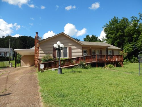 408 Poplar St, Waynesboro, TN, 38485-2349 | Card Image