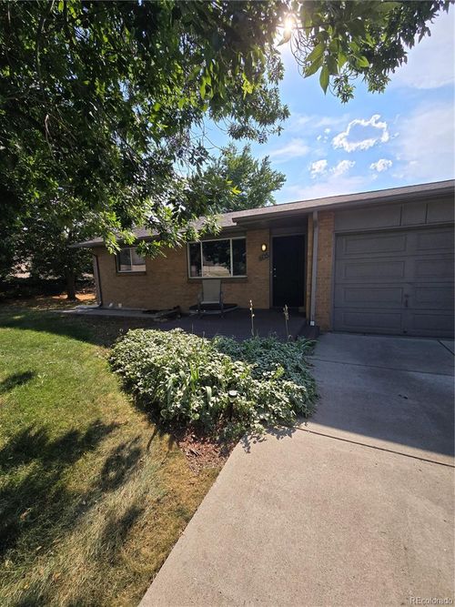 605 Harlan St, Lakewood, CO, 80214-2339 | Card Image
