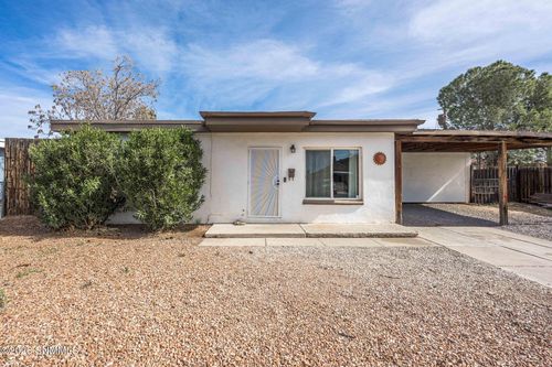1121 Luna St, Las Cruces, NM, 88001-4176 | Card Image