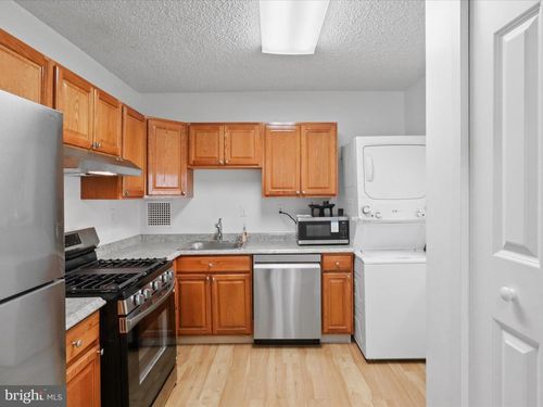 unit-2318n-3701 S George Mason Dr, FALLS CHURCH, VA, 22041-3714 | Card Image