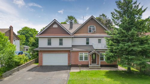 149 Blake St, Barrie, ON, L4M1K4 | Card Image