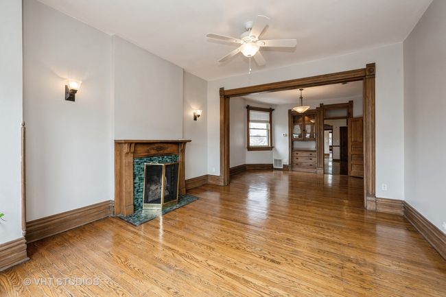 3 - 3216 North Ave, Condo with 3 bedrooms, 2 bathrooms and 2 parking in Chicago IL | Image 7