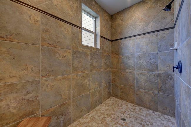 8456 Schuster Rd, Home with 5 bedrooms, 4 bathrooms and 2 parking in Ledbetter TX | Image 26