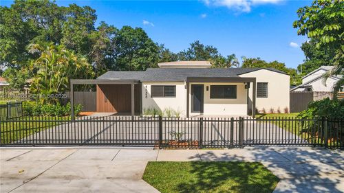 4555 Sw 2nd St, Coral Gables, FL, 33134-1504 | Card Image