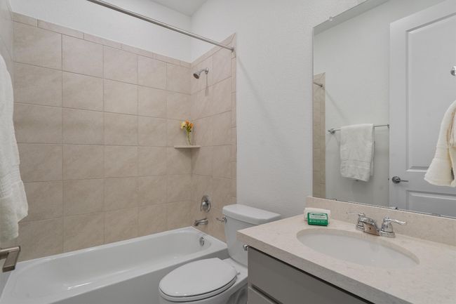 Guest Bathroom | Image 24