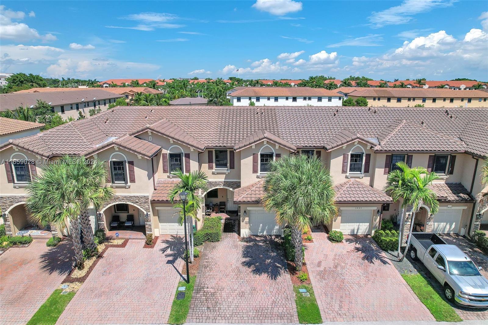 27th St, Margate, FL 33063
