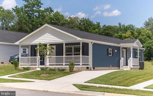 1362 Connecticut Ave, HAGERSTOWN, MD, 21740-2495 | Card Image