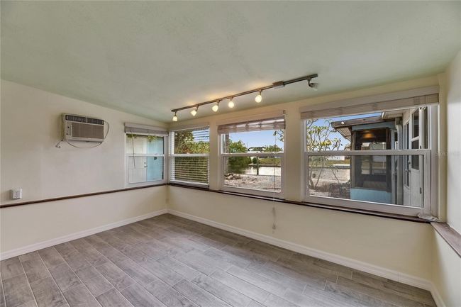 832 Seabreeze Dr, House other with 3 bedrooms, 2 bathrooms and null parking in RUSKIN FL | Image 44