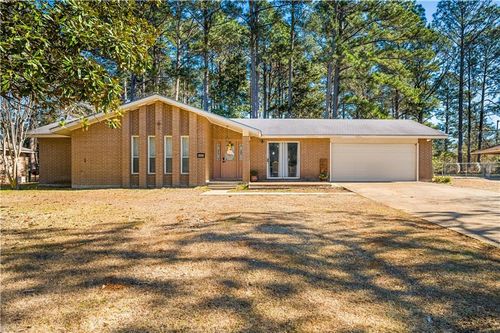 629 Fendler Pkwy, Pineville, LA, 71360-4765 | Card Image