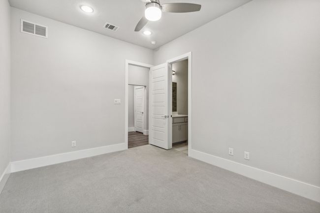 7866 Element Ave, House other with 3 bedrooms, 4 bathrooms and null parking in Plano TX | Image 9