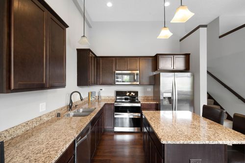 1301-2738 134th St W, Rosemount, MN, 55068-2774 | Card Image
