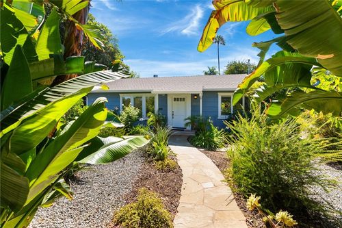5655 Katherine Ave, Sherman Oaks, CA, 91401-4922 | Card Image