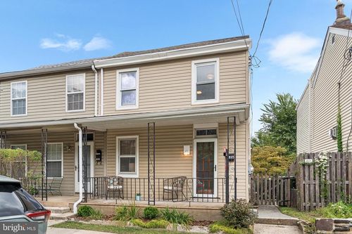 126 Merion Ave, W Cnshohocken, PA, 19428-2840 | Card Image