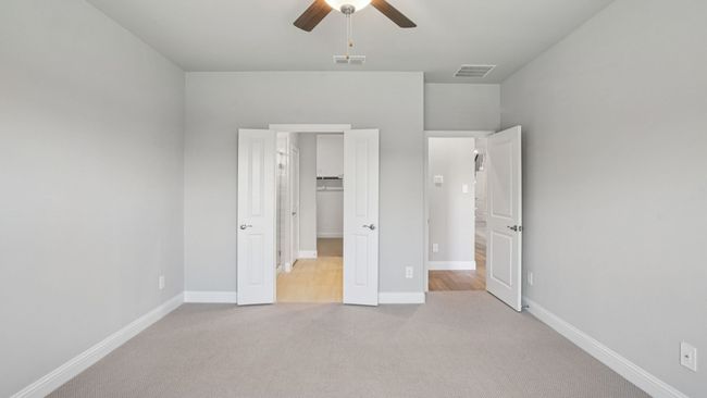 Photo is not of the actual home, but is an inspirational photo of builder’s model home and may depict options, furnishings, and/or decorator features that are not included.Photo is not of the actual home, but is an inspirational photo of builder’s model home and may depict options, furnishings, and/or decorator features that are not included. | Image 18