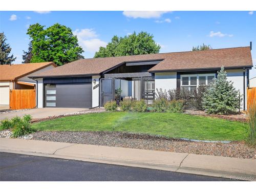 1975 S Holland Ct, Lakewood, CO, 80227-2272 | Card Image