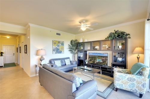 303-7121 River Hammock Dr, BRADENTON, FL, 34212-8239 | Card Image