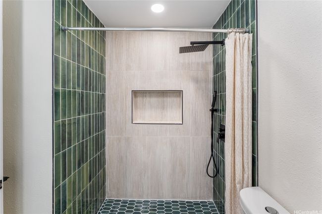 APT-214 - 333 Aoloa St, Condo with 2 bedrooms, 2 bathrooms and 2 parking in Kailua HI | Image 17