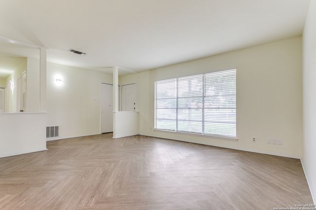 7442 Castle Trail Dr, House other with 3 bedrooms, 2 bathrooms and null parking in San Antonio TX | Image 5