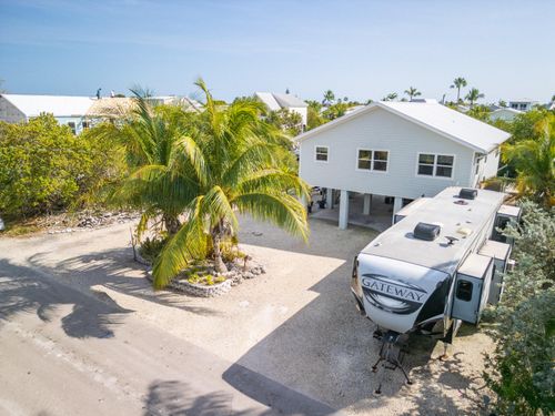 22852 Buccaneer Ln, Cudjoe Key, FL, 33042-4246 | Card Image