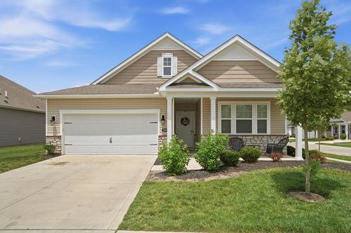 5851 Ryman Dr, Grove City, OH, 43123-3898 | Card Image