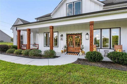 1225 Rocky Creek Rd, Locust Grove, GA, 30248-2024 | Card Image