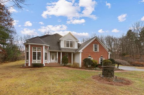 37 Brady Ave, Salem, NH, 03079-4002 | Card Image