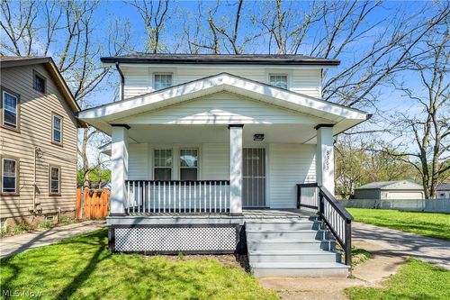 3363 W 136th St, Cleveland, OH, 44111-2423 | Card Image